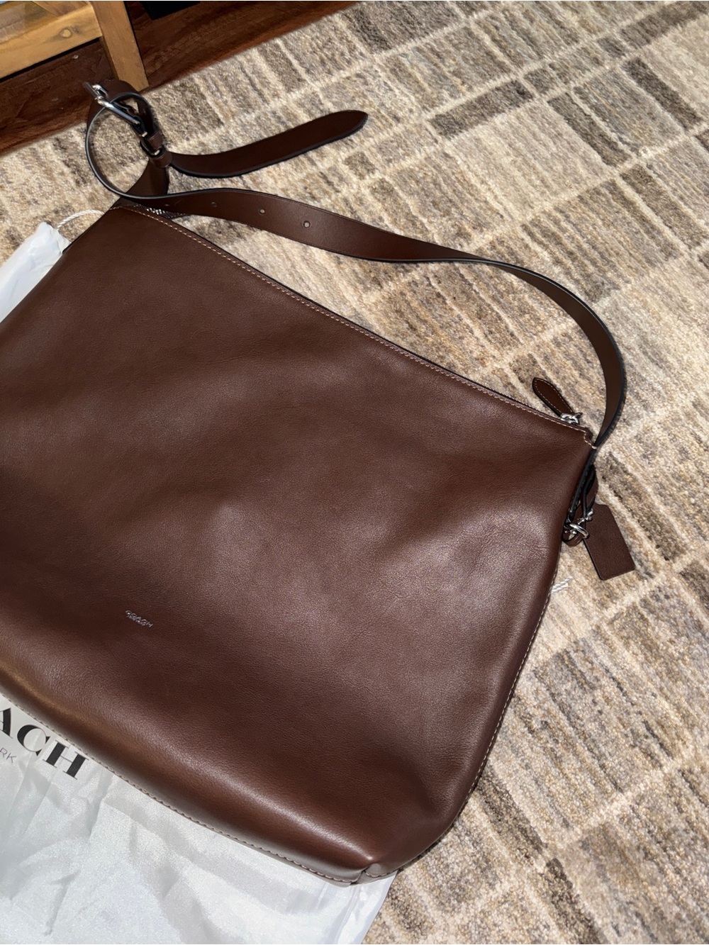 Coach Mott Messenger 40 in Maple Worn Once - Largest size